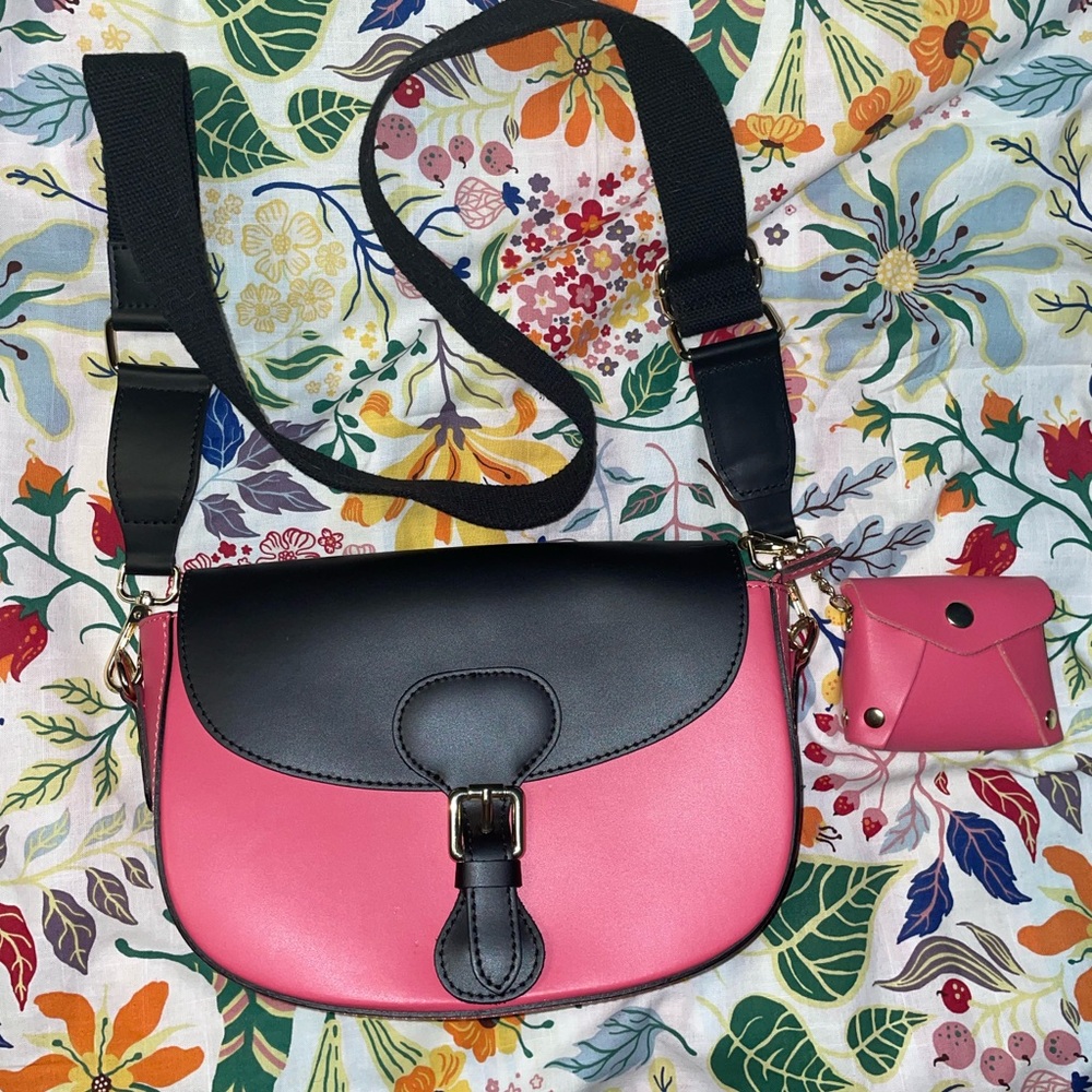Isadora Leather purse in pink